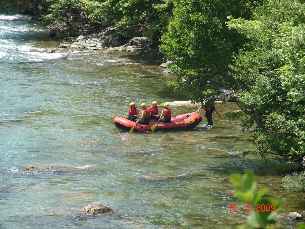 Bourazani Wild Life Resort Konitsa Exteriör bild