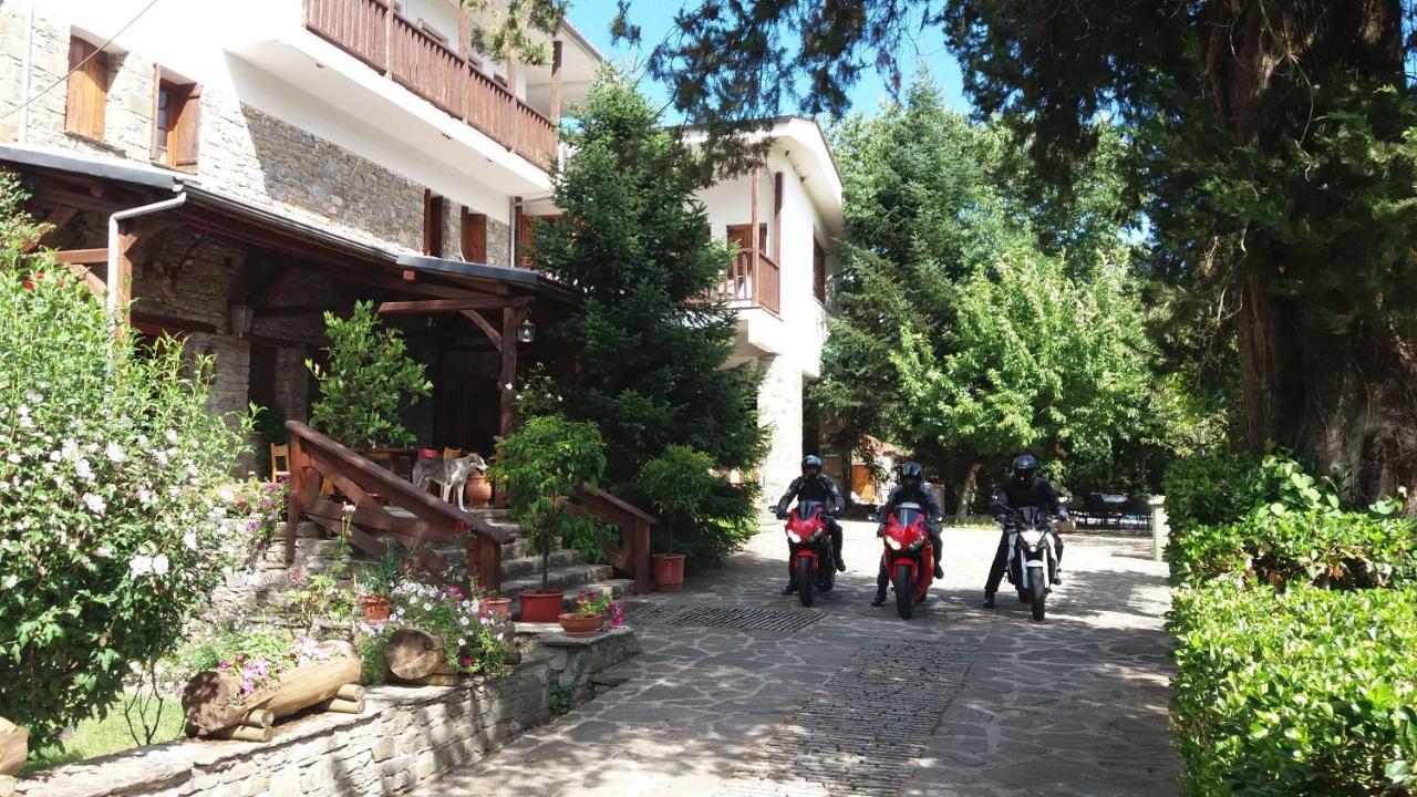 Bourazani Wild Life Resort Konitsa Exteriör bild
