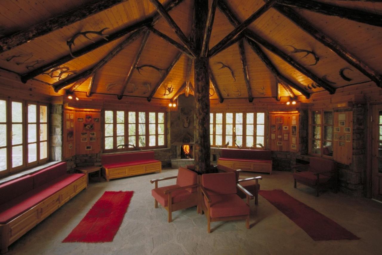 Bourazani Wild Life Resort Konitsa Exteriör bild